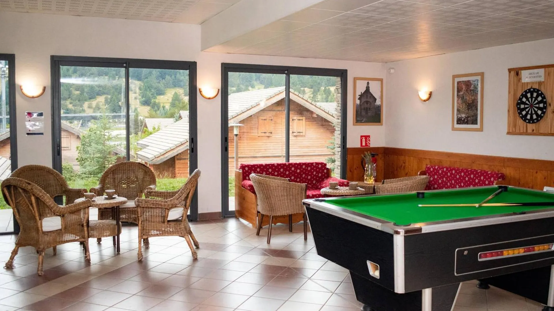 Appartement Duplex 3 Pieces Avec Piscine Chauffee A 300M Des Pistes - Superdevoluy - Fr-1-504-457 Apartment